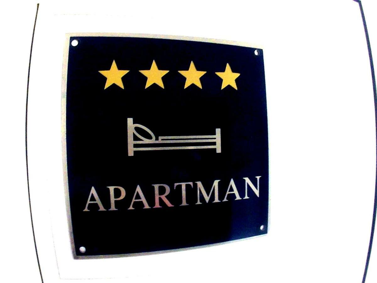 Chic Loft Appartment คิร์ก ภายนอก รูปภาพ